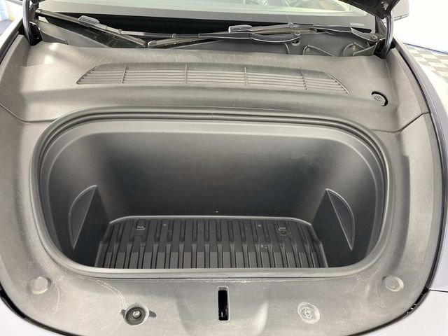 Used 2023 Tesla Model Y Long Range AWD/4WD image 33