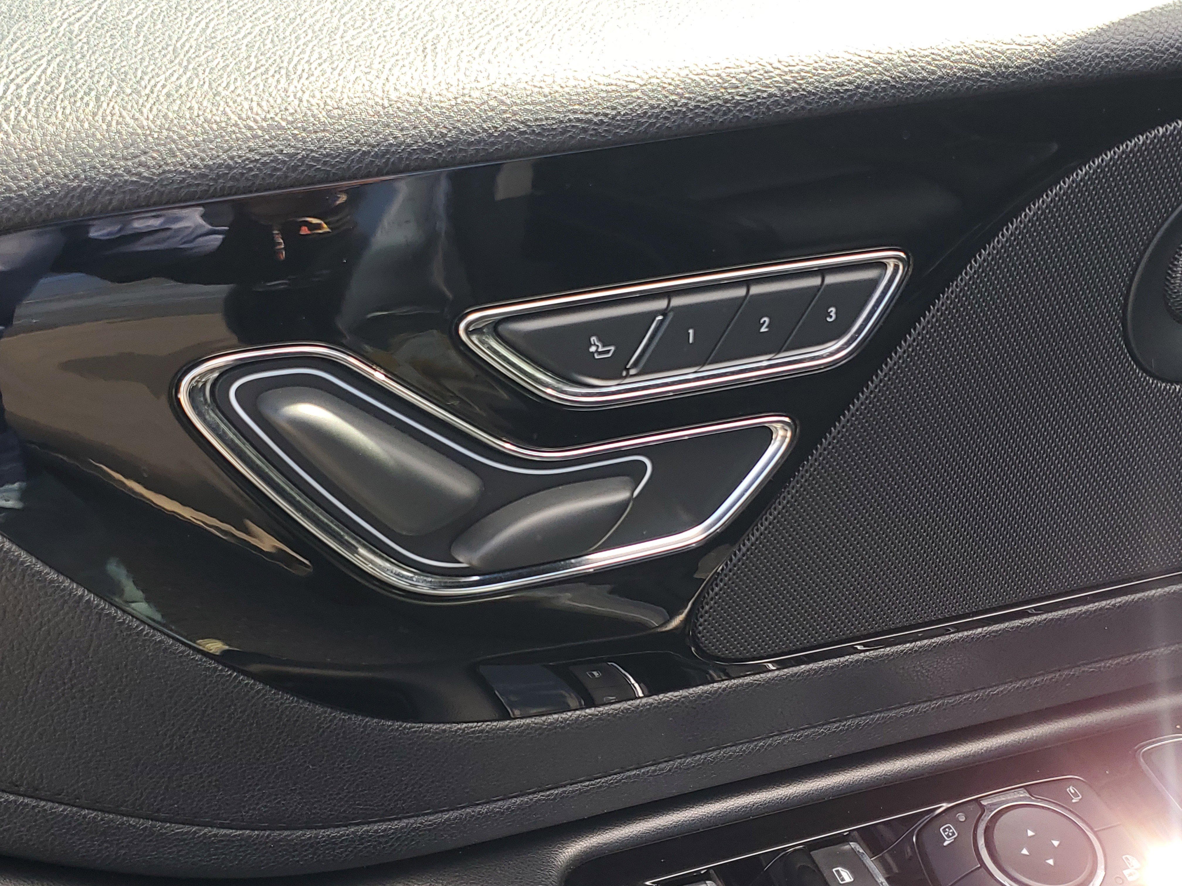 Certified 2020 Lincoln Aviator Reserve image 15