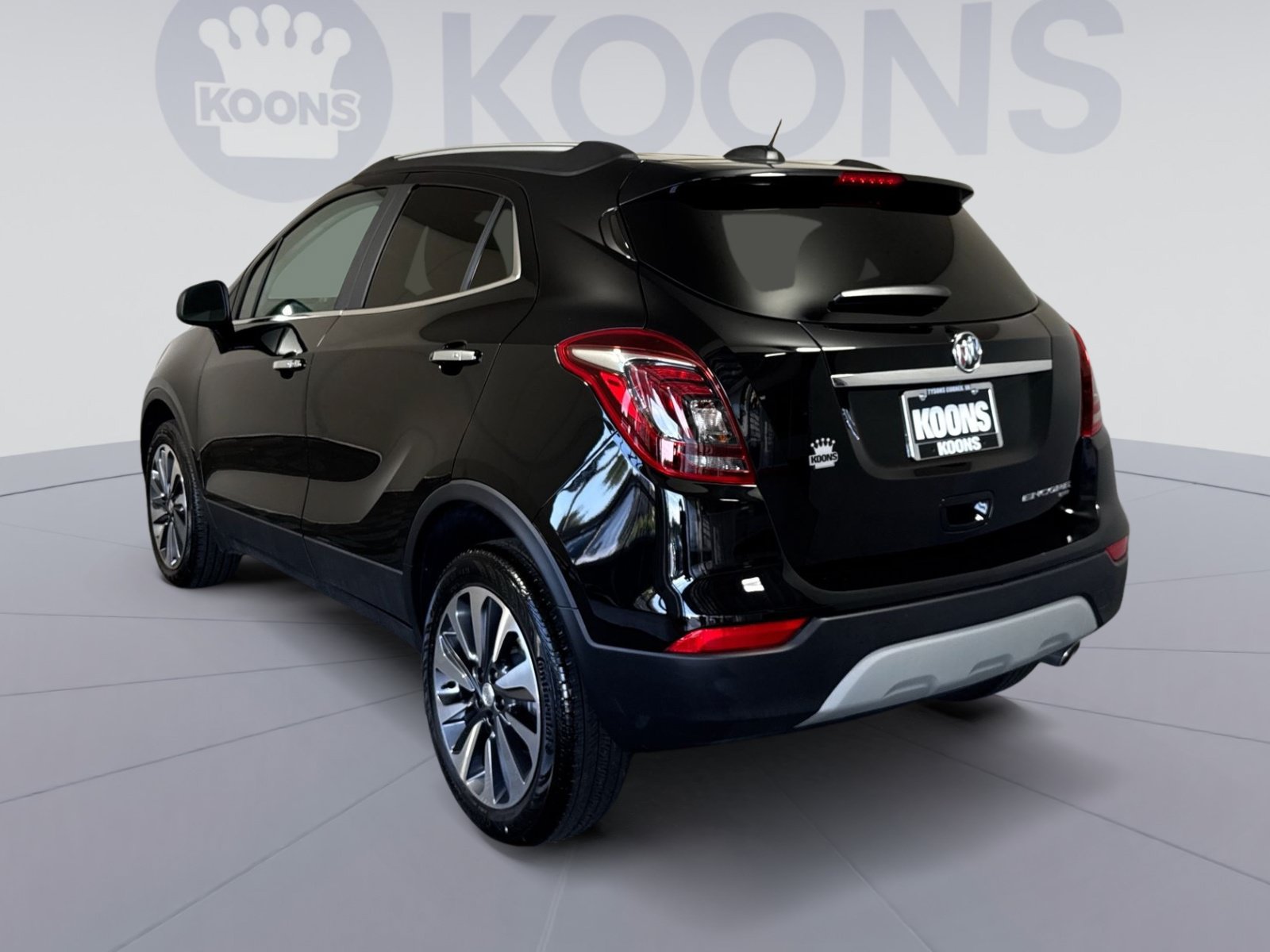 Used 2022 Buick Encore Preferred w/ Safety Package AWD/4WD image 4