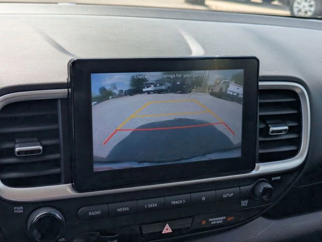 Used 2021 Hyundai Venue SE FWD image 21