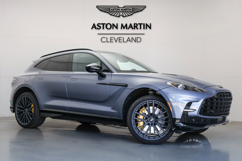 Used 2024 Aston Martin DBX 707 video 1