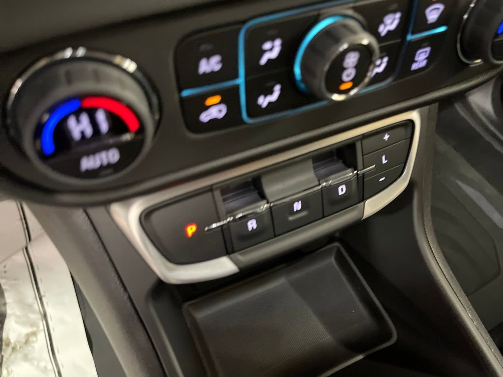 Certified 2024 GMC Terrain SLE w/ Driver Convenience Package image 23