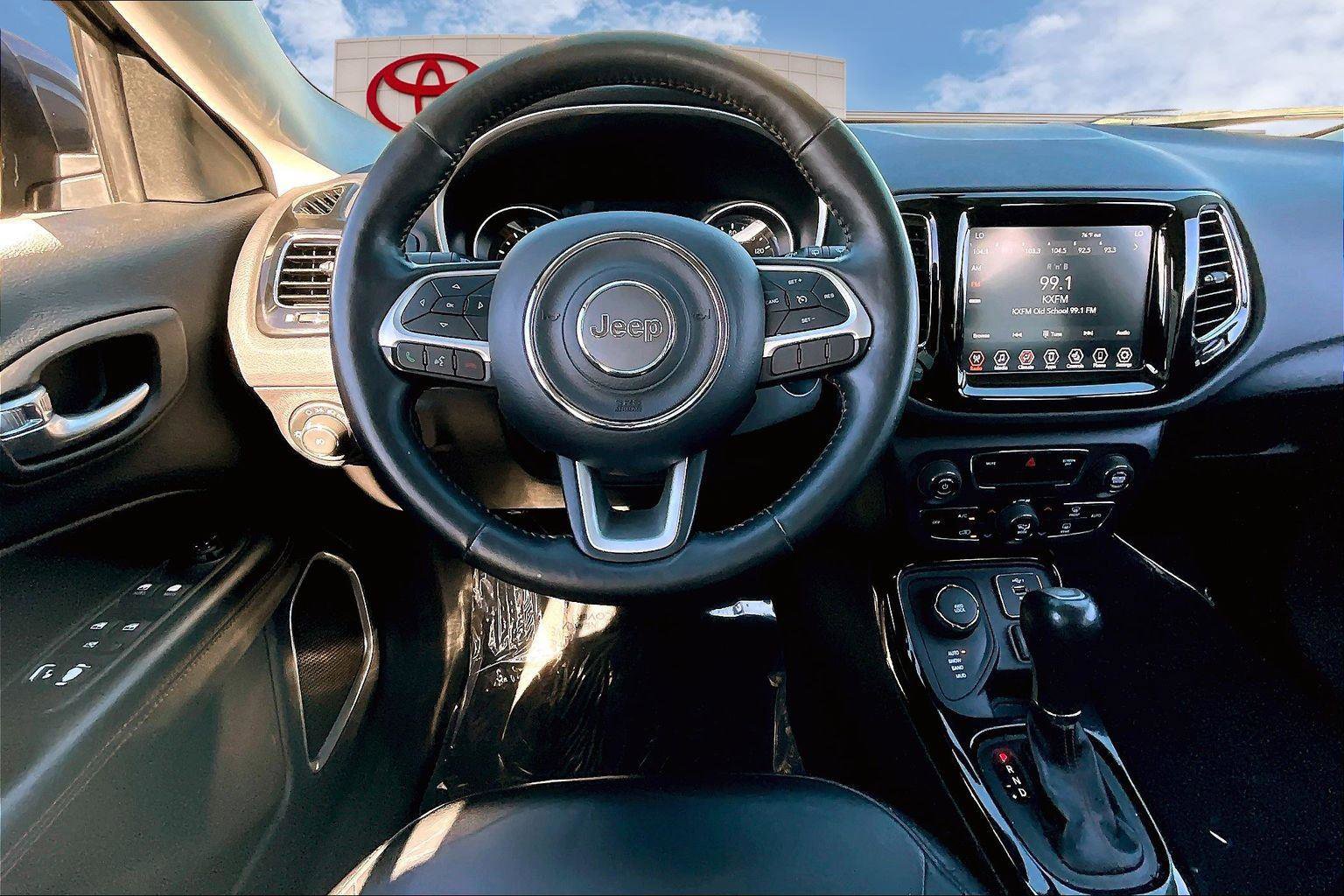 Used 2019 Jeep Compass Limited image 5