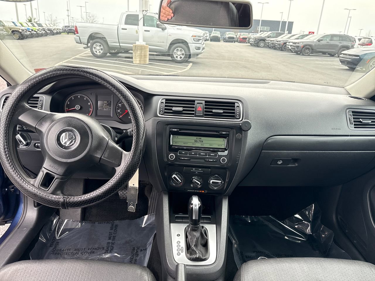 Used 2011 Volkswagen Jetta SE image 13