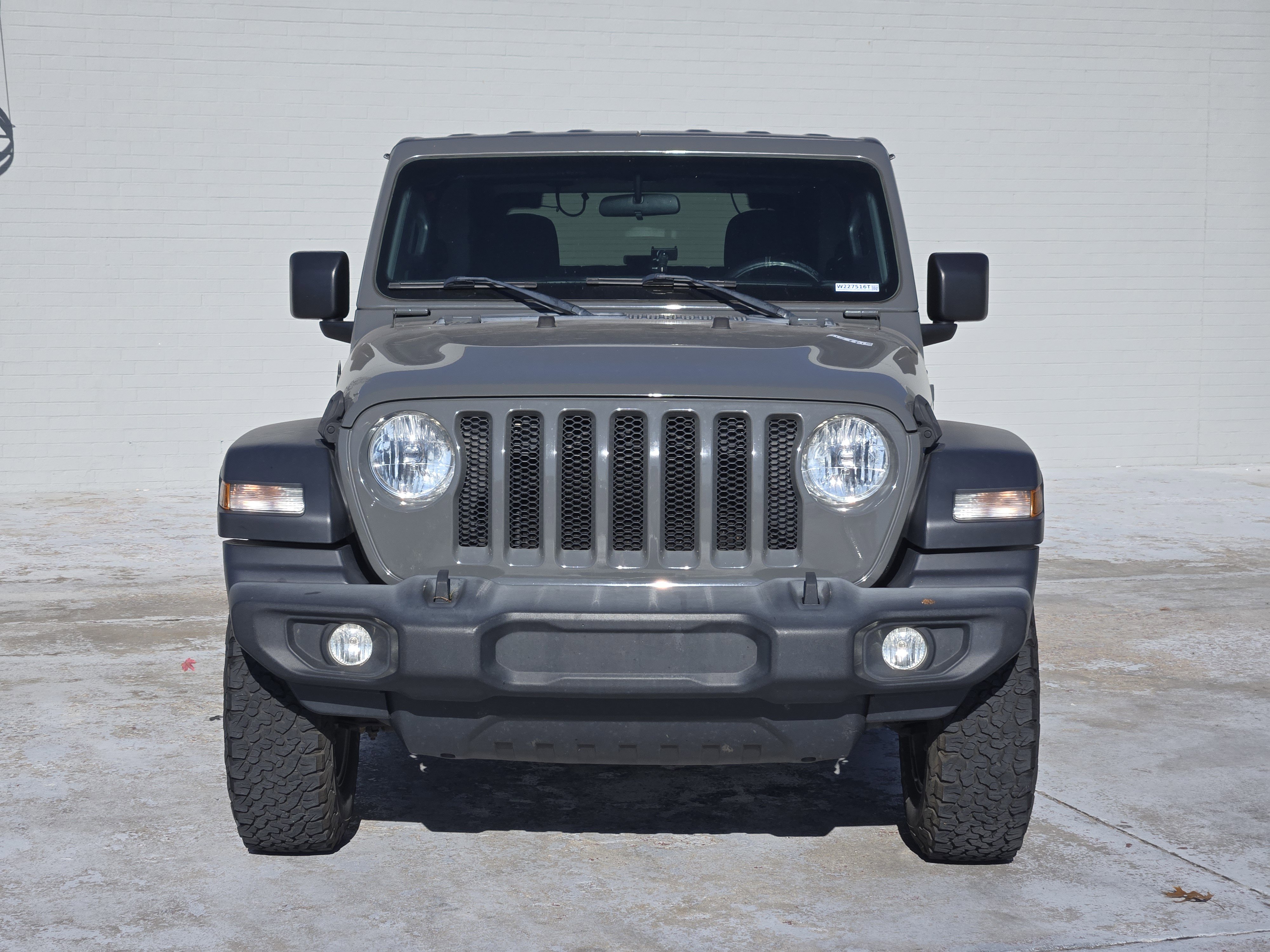 Used 2020 Jeep Wrangler Sport S image 3