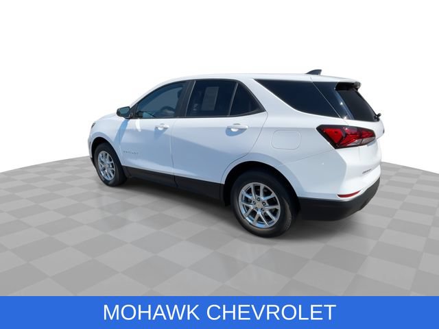Used 2024 Chevrolet Equinox LS w/ LS Convenience Package AWD/4WD image 6