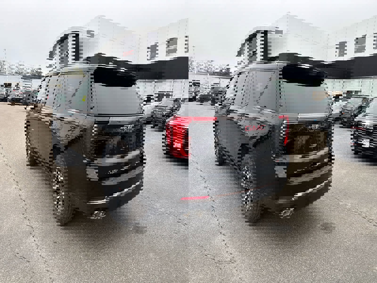 New 2026 GMC Yukon AT4 Ultimate image 3