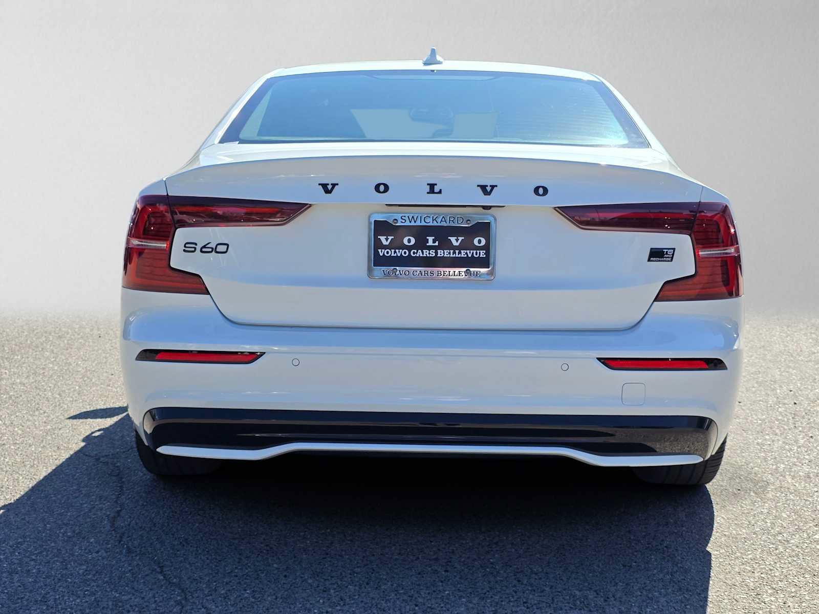 Certified 2024 Volvo S60 T8 Ultimate w/ Climate Package AWD/4WD image 5