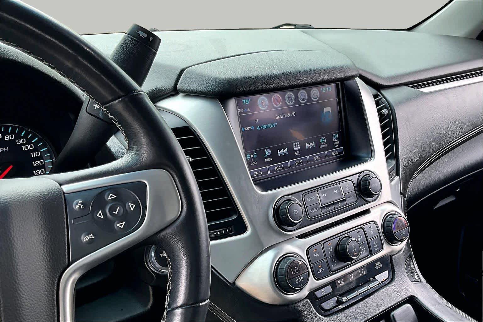 Used 2019 GMC Yukon XL SLT w/ Open Road Package AWD/4WD image 6