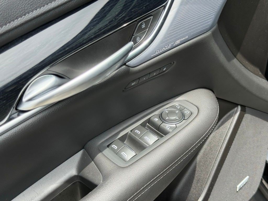 Certified 2025 Cadillac XT5 Premium Luxury w/ LPO, Floor Liner Package AWD/4WD image 23