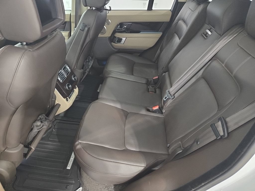 Used 2019 Land Rover Range Rover HSE AWD/4WD image 21