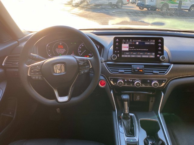 Used 2019 Honda Accord EX image 6