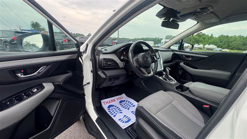 Used 2023 Subaru Outback Premium AWD/4WD image 32