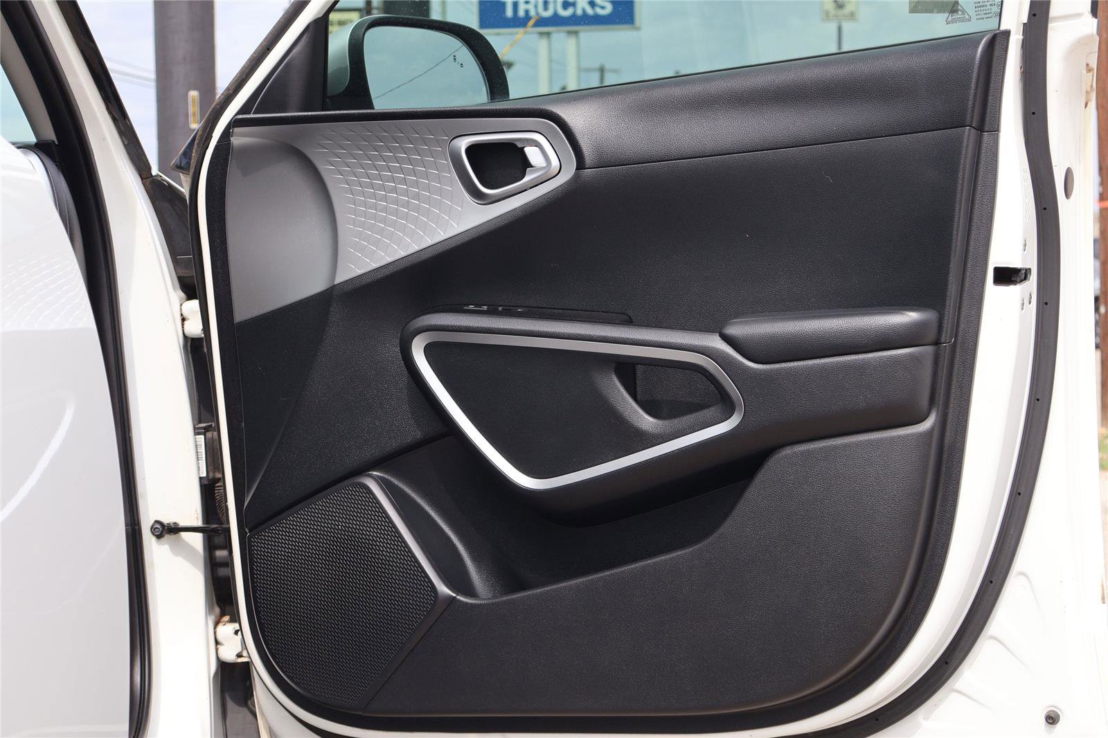 Used 2020 Kia Soul X-Line image 41