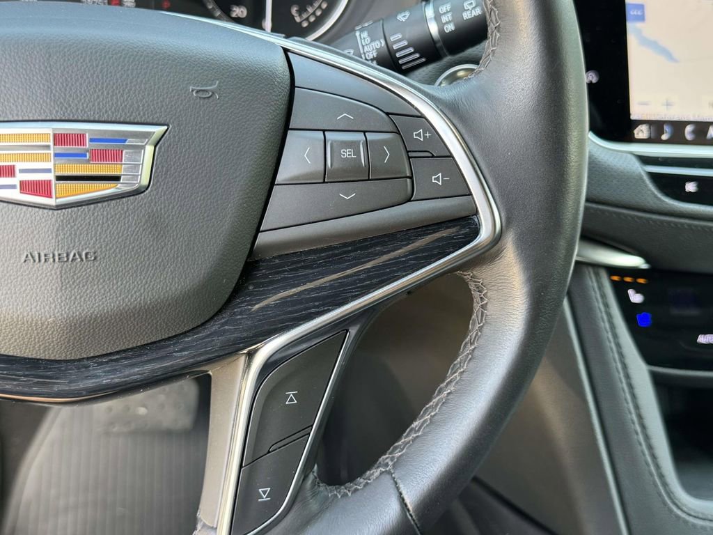 Used 2024 Cadillac XT5 Premium Luxury AWD/4WD image 11