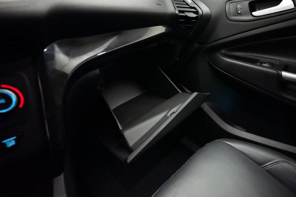 Used 2019 Ford Escape Titanium image 31