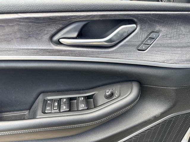 Used 2022 Jeep Grand Cherokee L Limited image 22