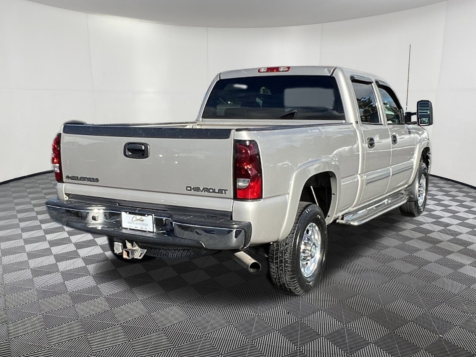 Used 2007 Chevrolet Silverado 2500 LT w/ Heavy-Duty Power Package RWD image 6