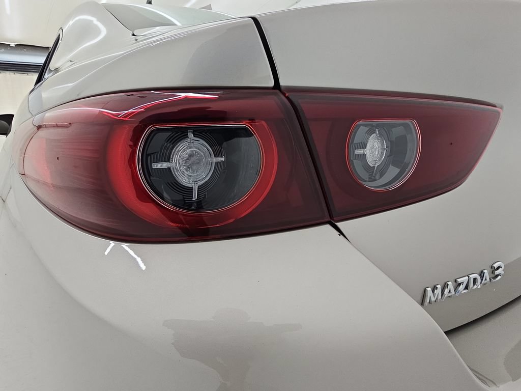 Used 2024 MAZDA MAZDA3 s FWD image 42