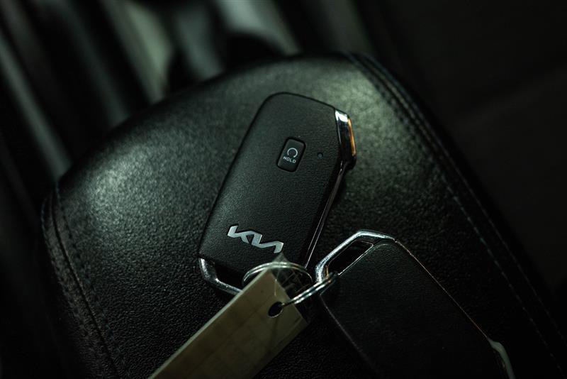 Used 2023 Kia Seltos Nightfall Edition image 20