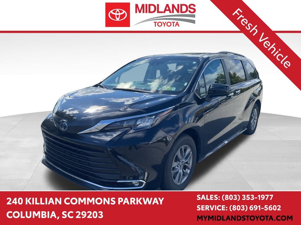 Used 2024 Toyota Sienna XLE