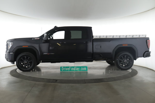 Used 2026 GMC Sierra 2500 AT4 w/ Technology Package AWD/4WD image 9