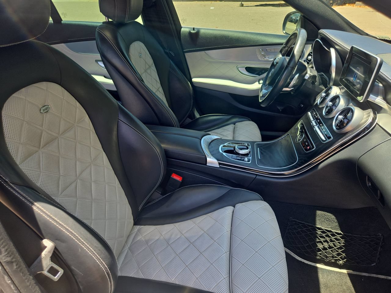 Used 2018 Mercedes-Benz C 300 Sedan image 10
