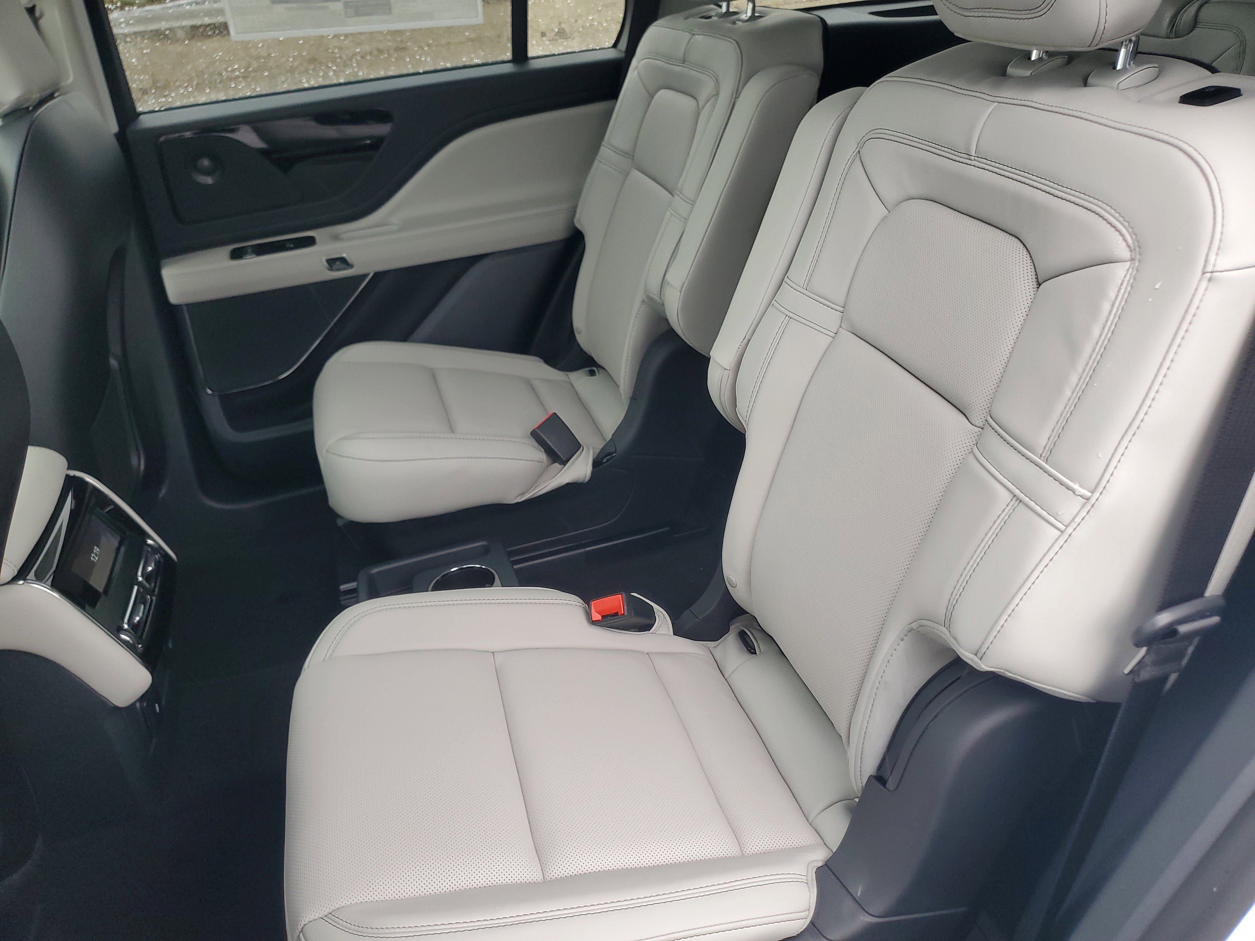 New 2026 Lincoln Aviator Reserve AWD/4WD image 26