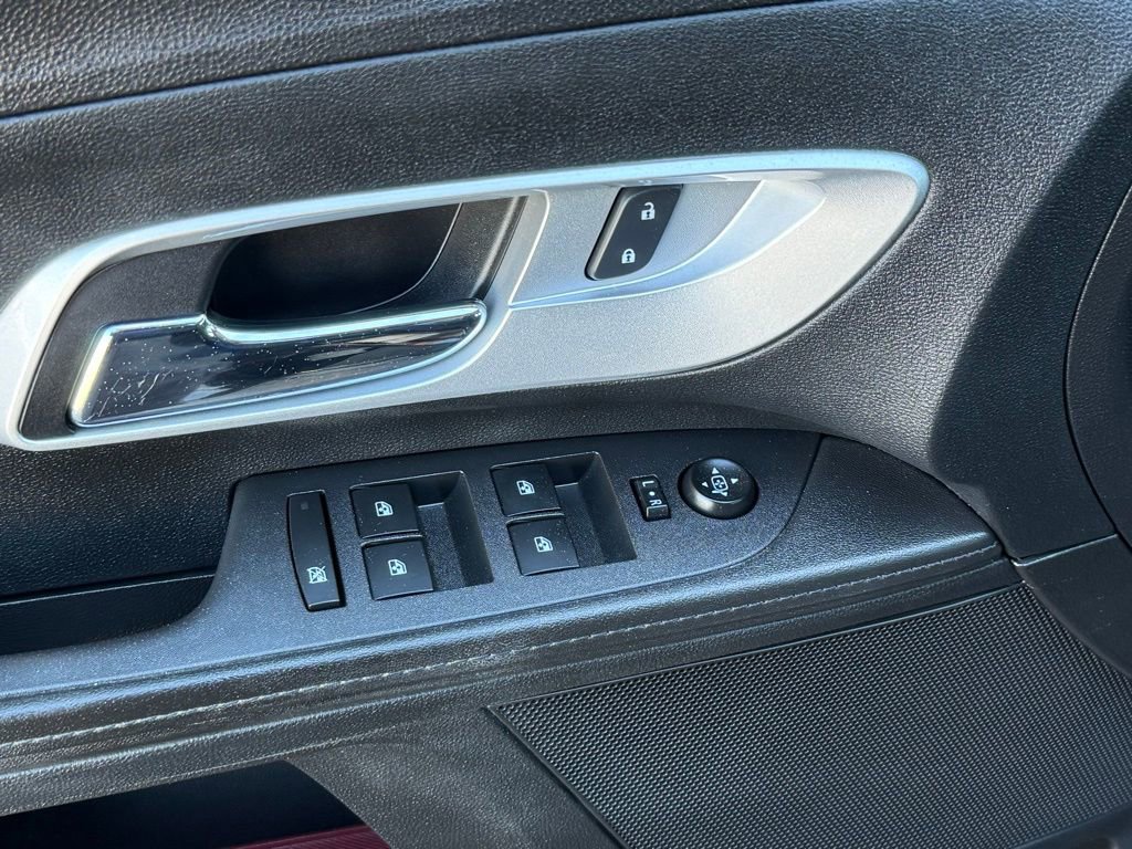 Used 2017 Chevrolet Equinox LS image 13