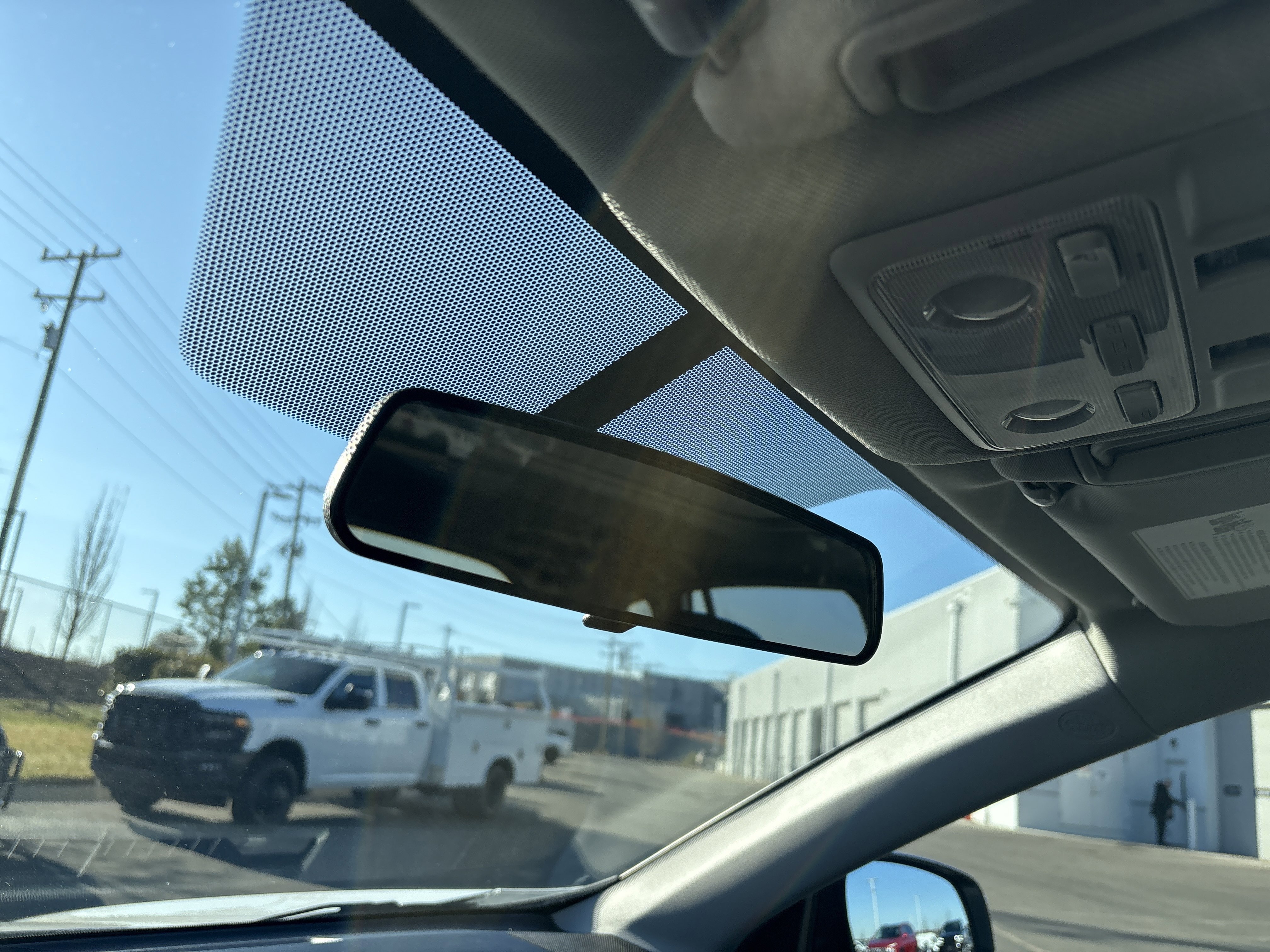 Used 2015 Toyota RAV4 XLE image 25