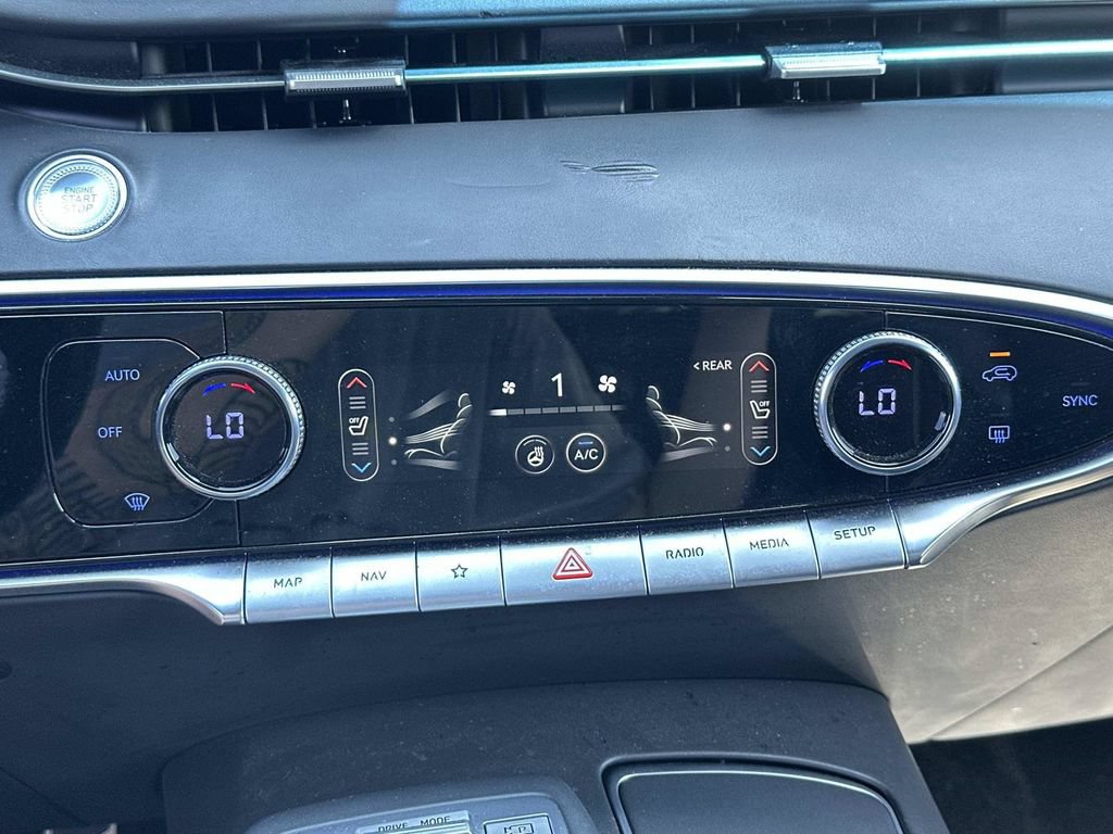 Used 2022 Genesis GV70 3.5T Sport w/ Sport Prestige Package AWD/4WD image 43