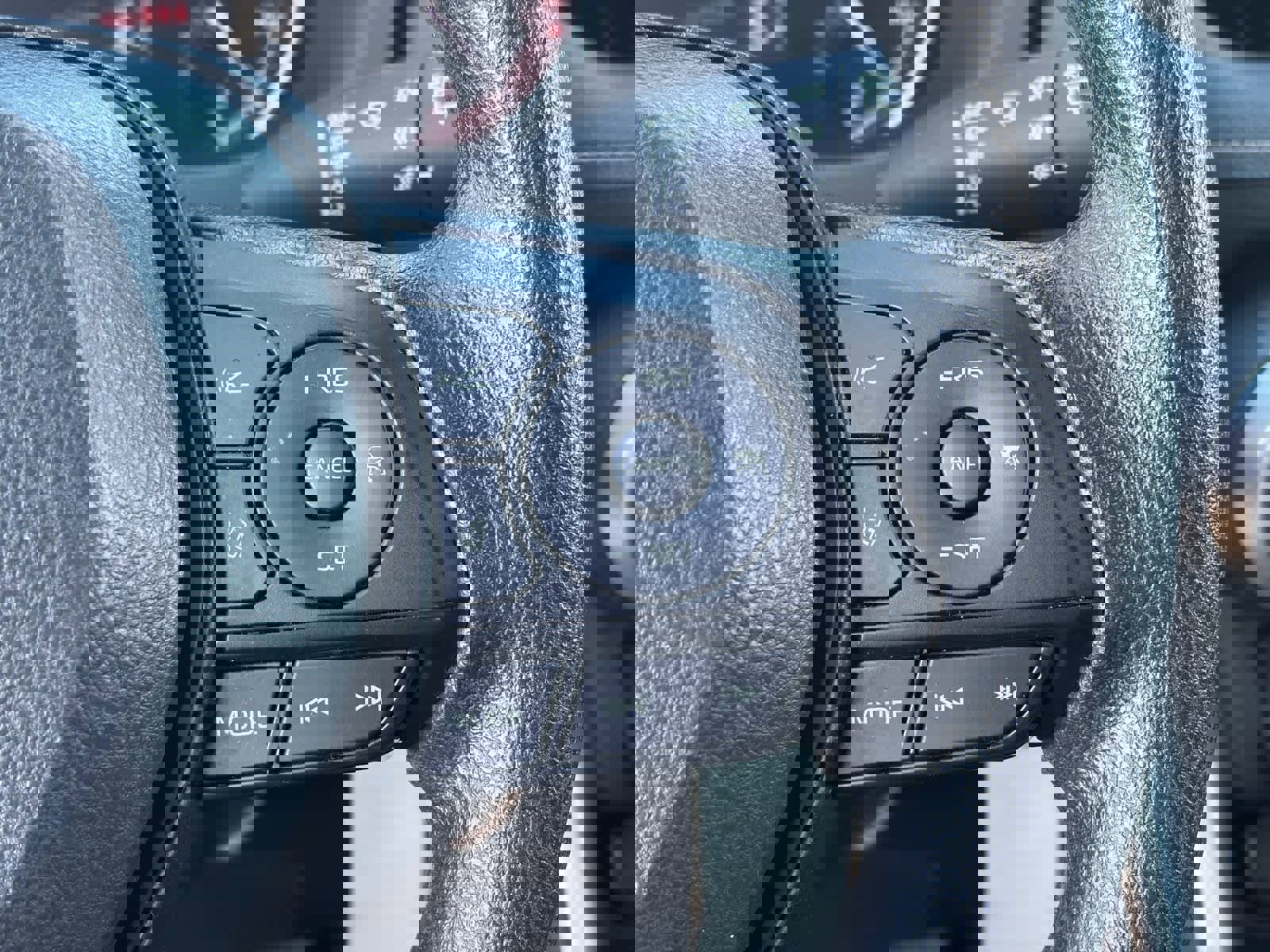 Used 2024 Toyota RAV4 LE image 19