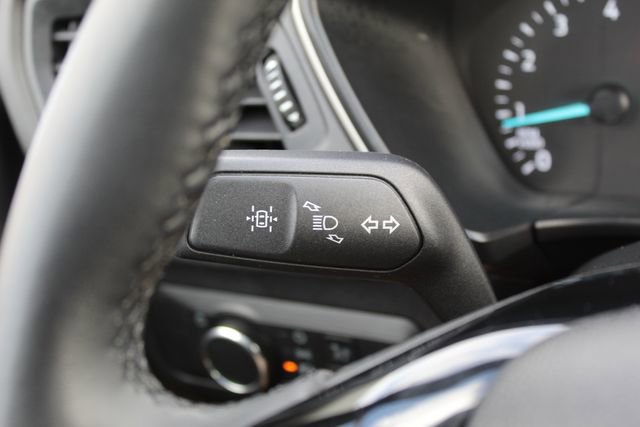 Used 2022 Ford Escape SE w/ Cold Weather Package AWD/4WD image 17