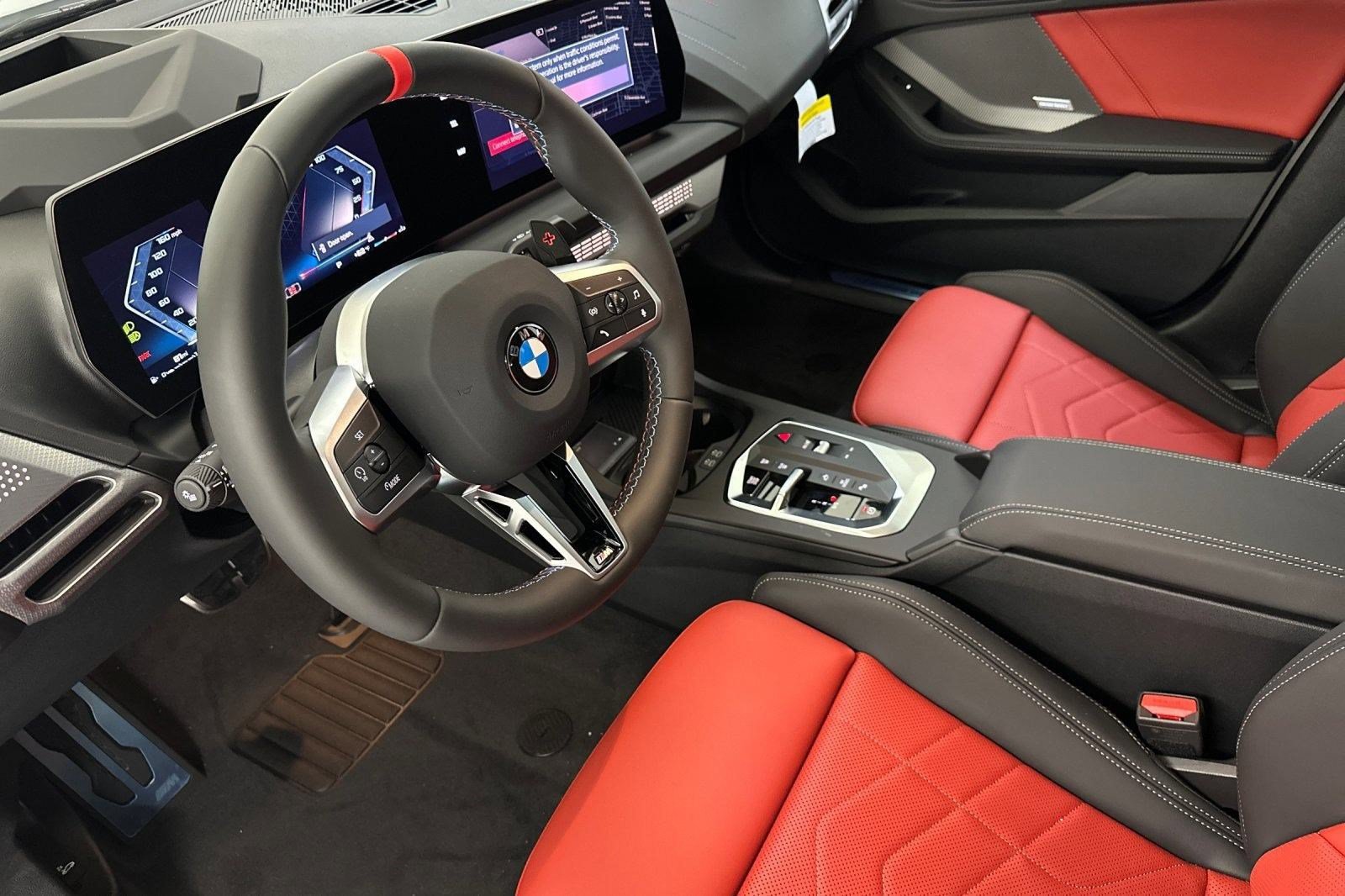 Used 2026 BMW M235i xDrive w/ Technology Package AWD/4WD image 4