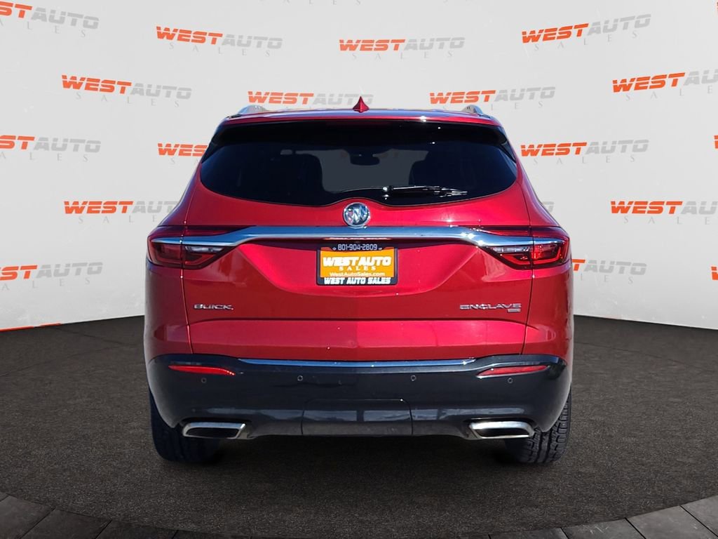 Used 2018 Buick Enclave Essence image 4