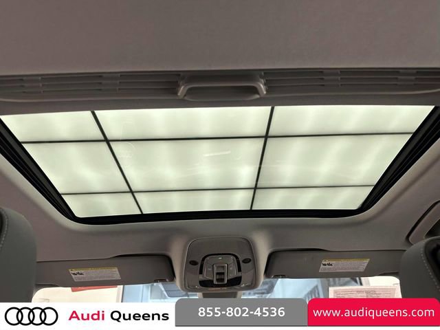 Used 2023 Audi A4 2.0T Premium w/ Convenience Package image 15
