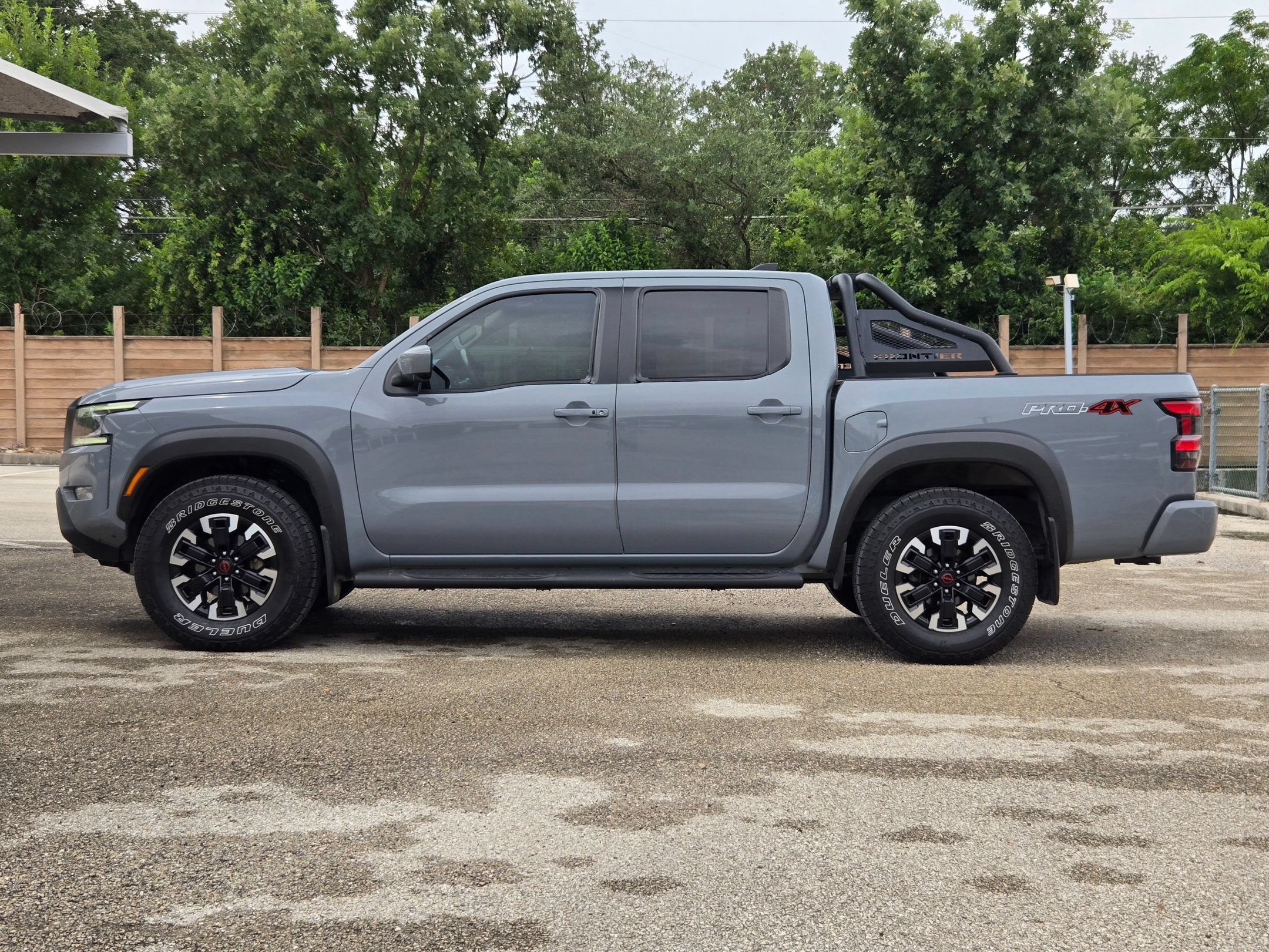 Used 2023 Nissan Frontier PRO-4X w/ Pro Convenience Package AWD/4WD image 7