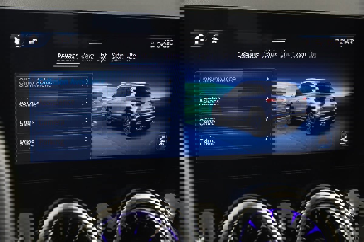 Used 2024 Mercedes-Benz GLA 35 AMG 4MATIC image 50