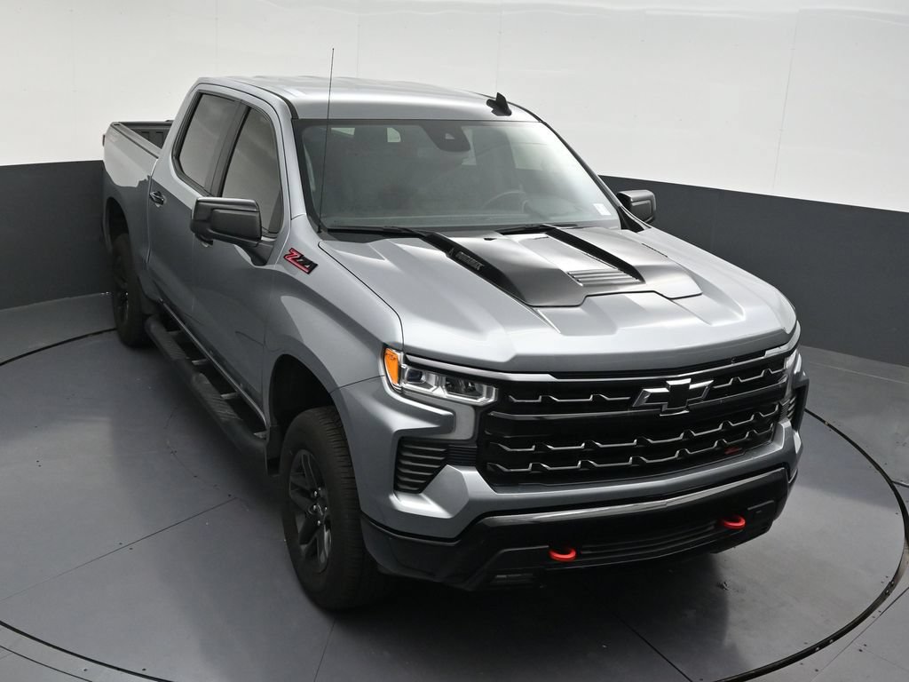 Used 2024 Chevrolet Silverado 1500 LT Trail Boss w/ Convenience Package II AWD/4WD image 22