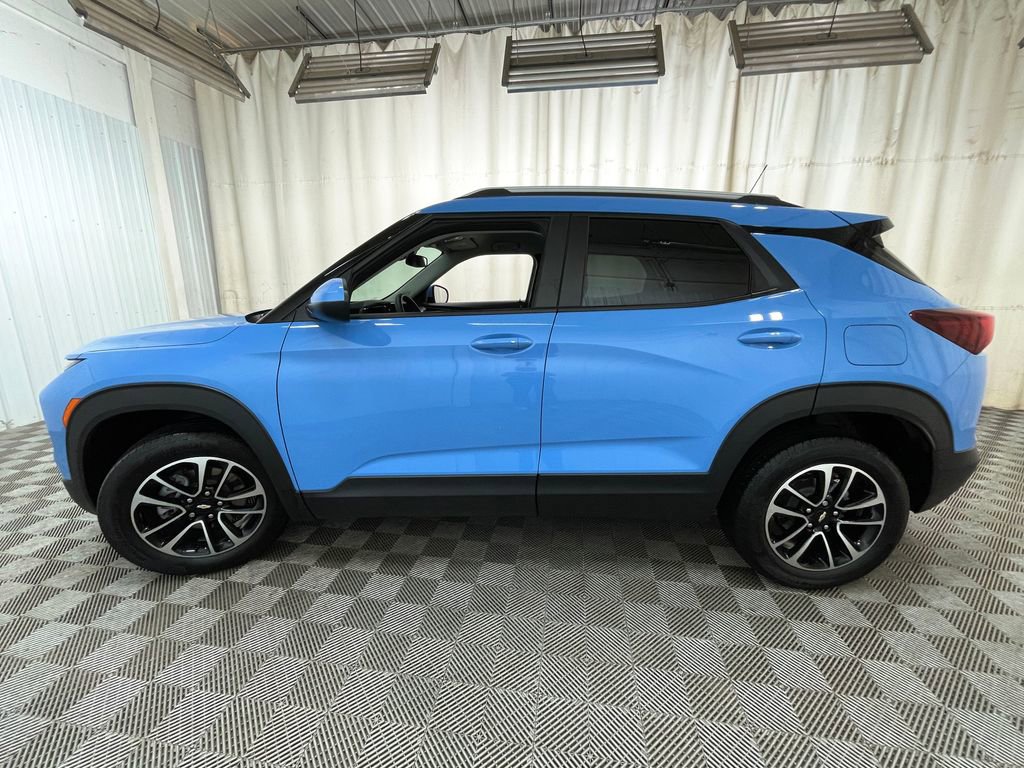 Certified 2024 Chevrolet TrailBlazer LT w/ Driver Confidence Package image 13