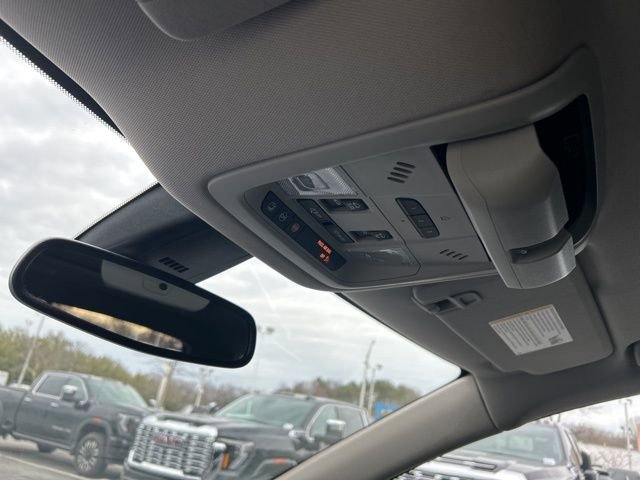 Used 2020 Buick Enclave Premium w/ Sun and Sites Package image 20