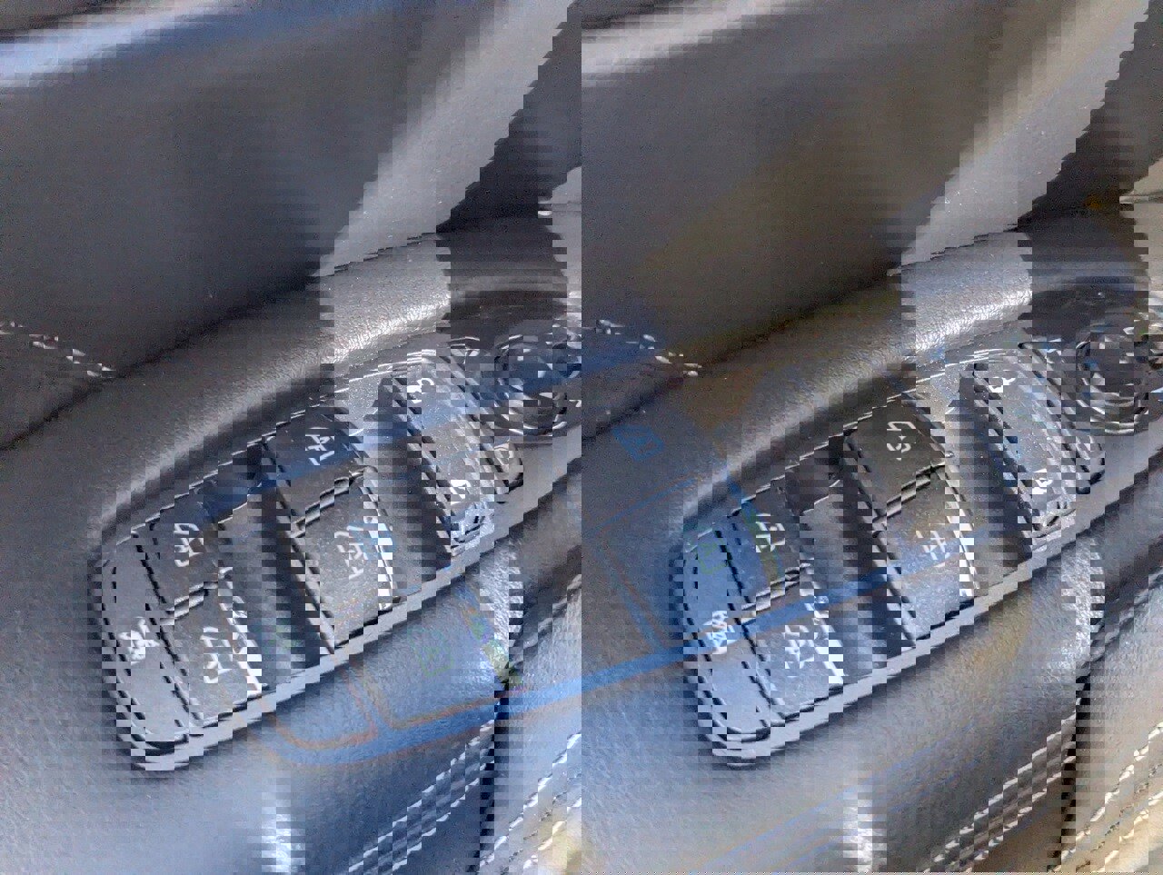 Used 2018 INFINITI QX80 Limited w/ All Season Package image 22