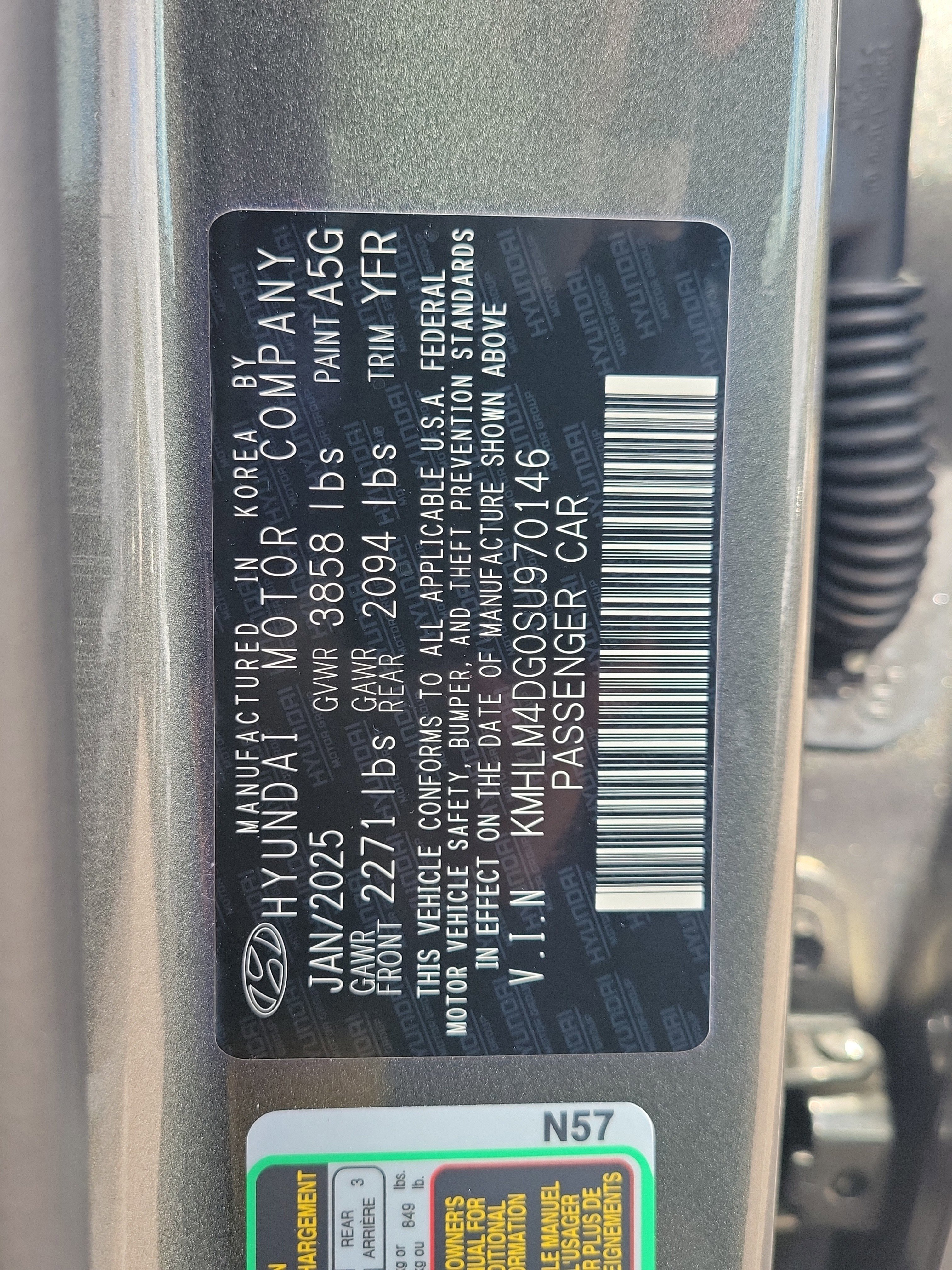 Certified 2025 Hyundai Elantra Sport image 32