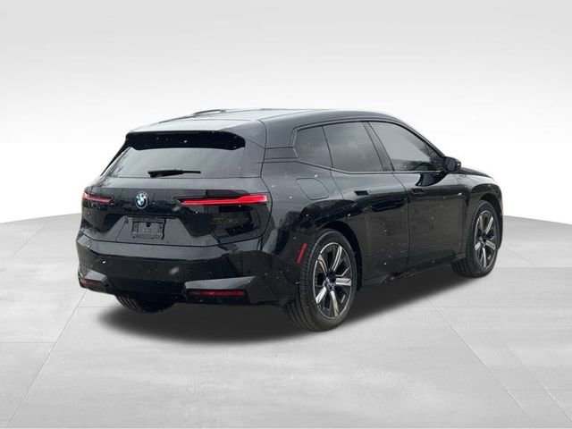 Certified 2025 BMW iX M60 image 9
