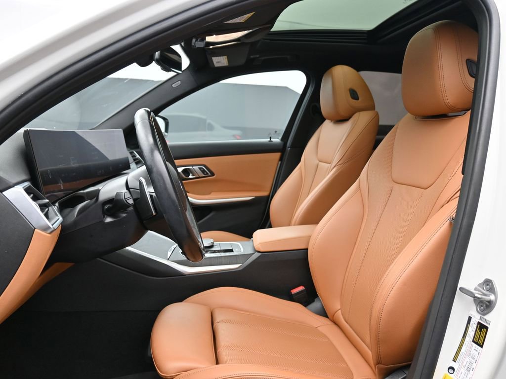 Used 2023 BMW M340i w/ Driving Assistance Package RWD image 10