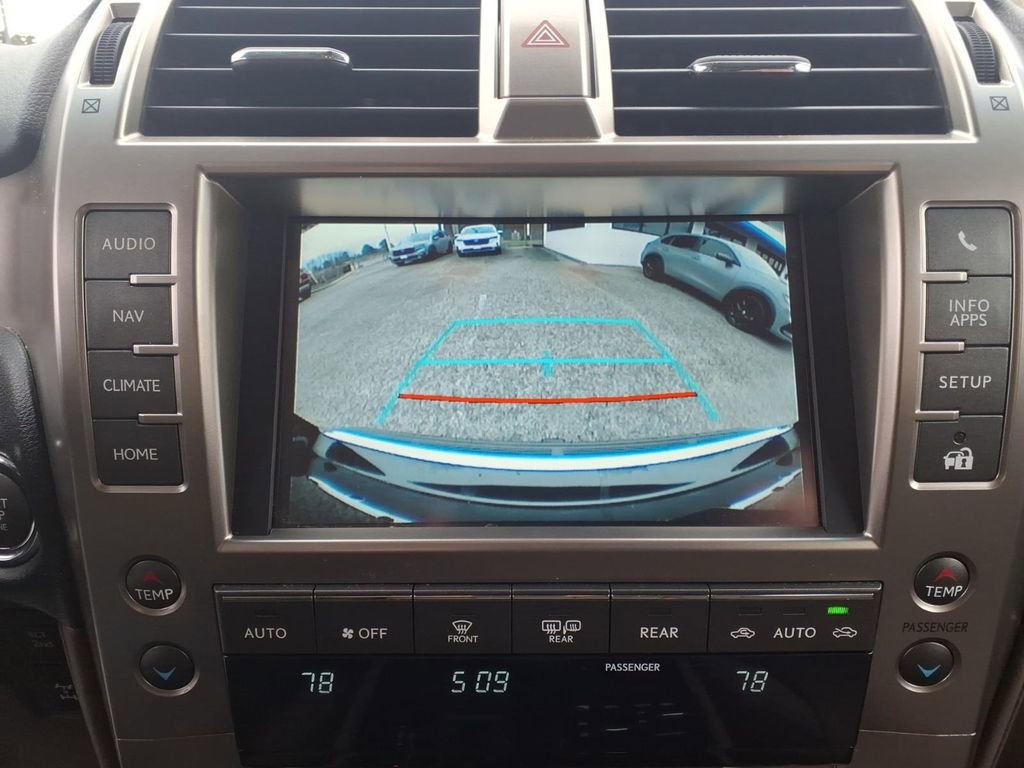 Used 2021 Lexus GX 460 Premium w/ Premium Package image 14