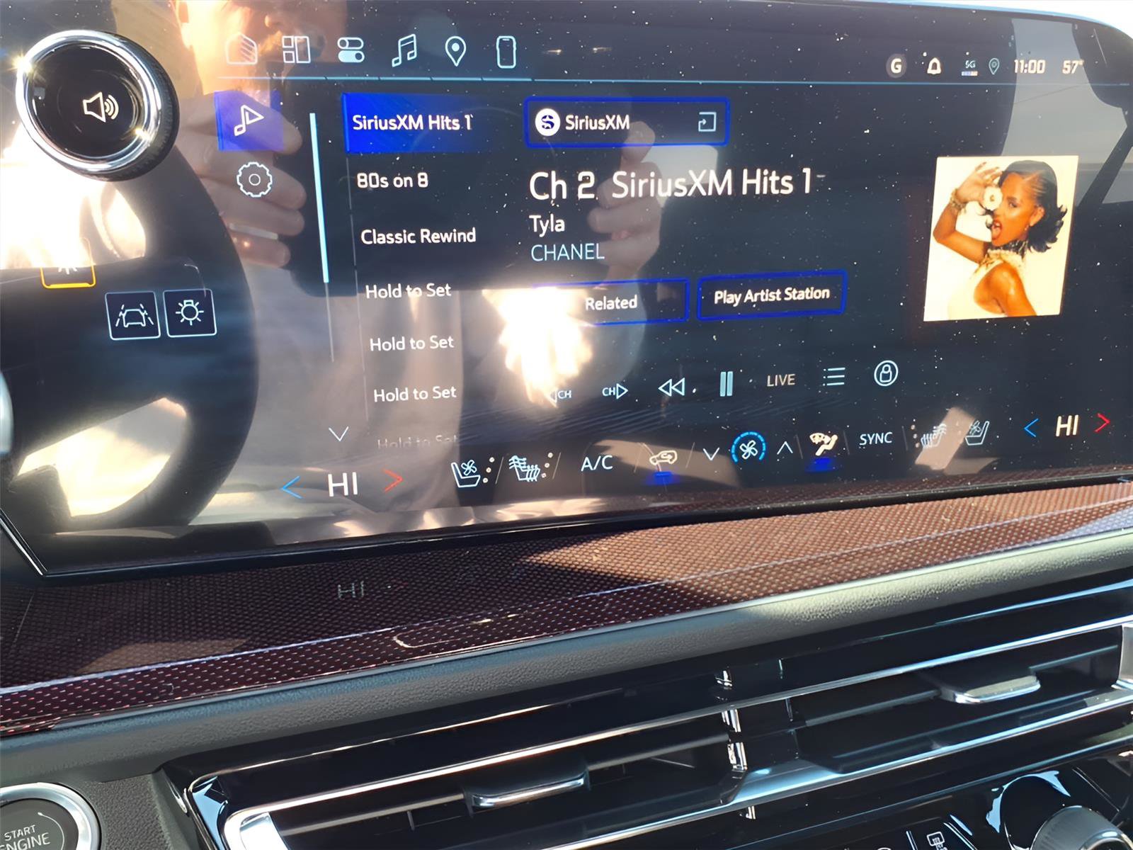 New 2026 Chevrolet Traverse RS w/ LPO, Floor Liner Package image 21