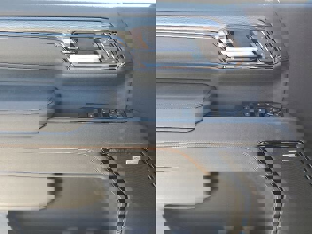 New 2026 GMC Sierra 2500 AT4 image 18