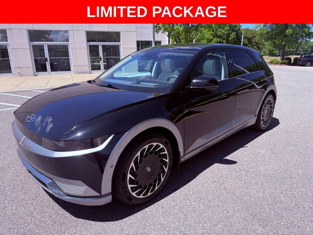 Used 2023 Hyundai Ioniq 5 Limited w/ Cargo Package AWD/4WD image 3