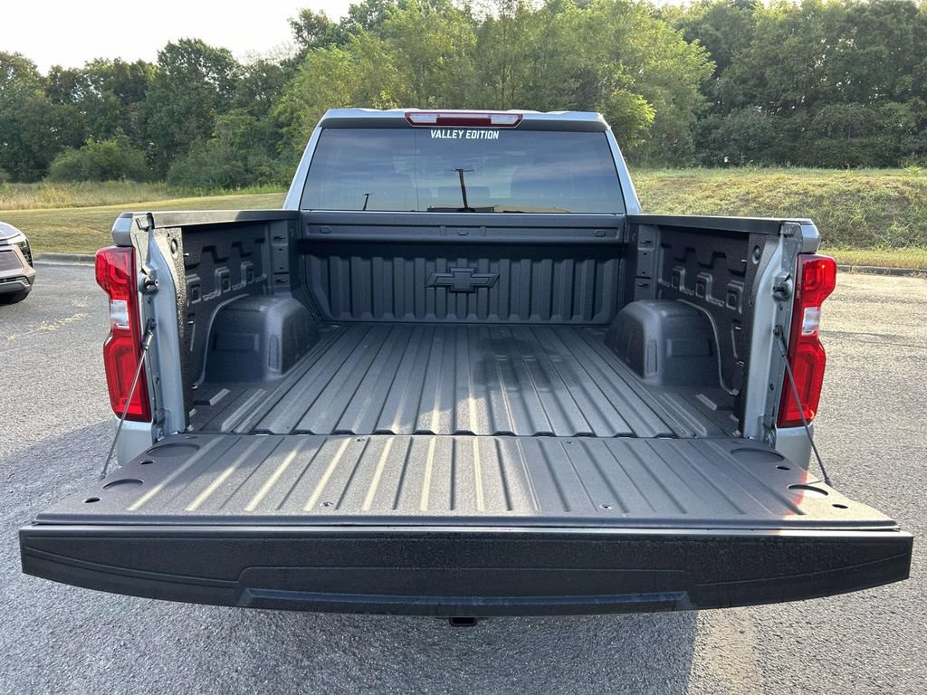New 2026 Chevrolet Silverado 1500 RST w/ RST Select Package AWD/4WD image 11
